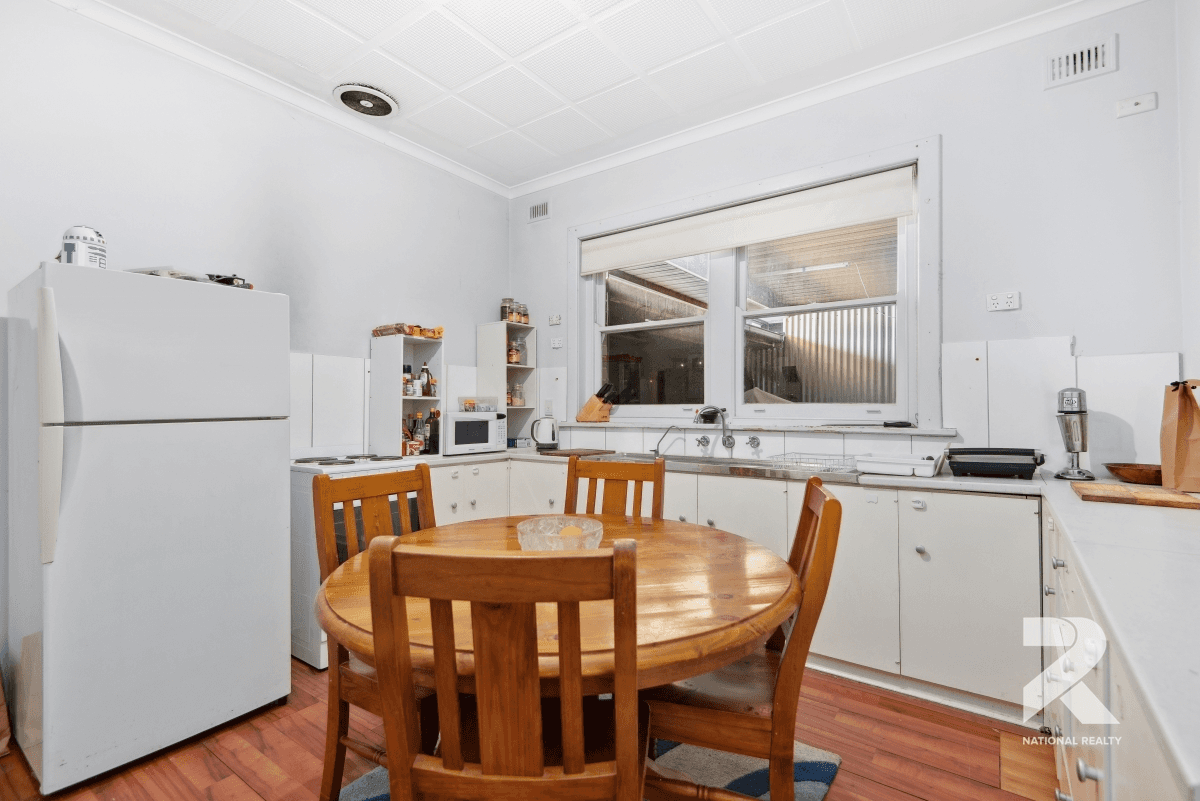 8 Commane Avenue, SEATON, SA 5023