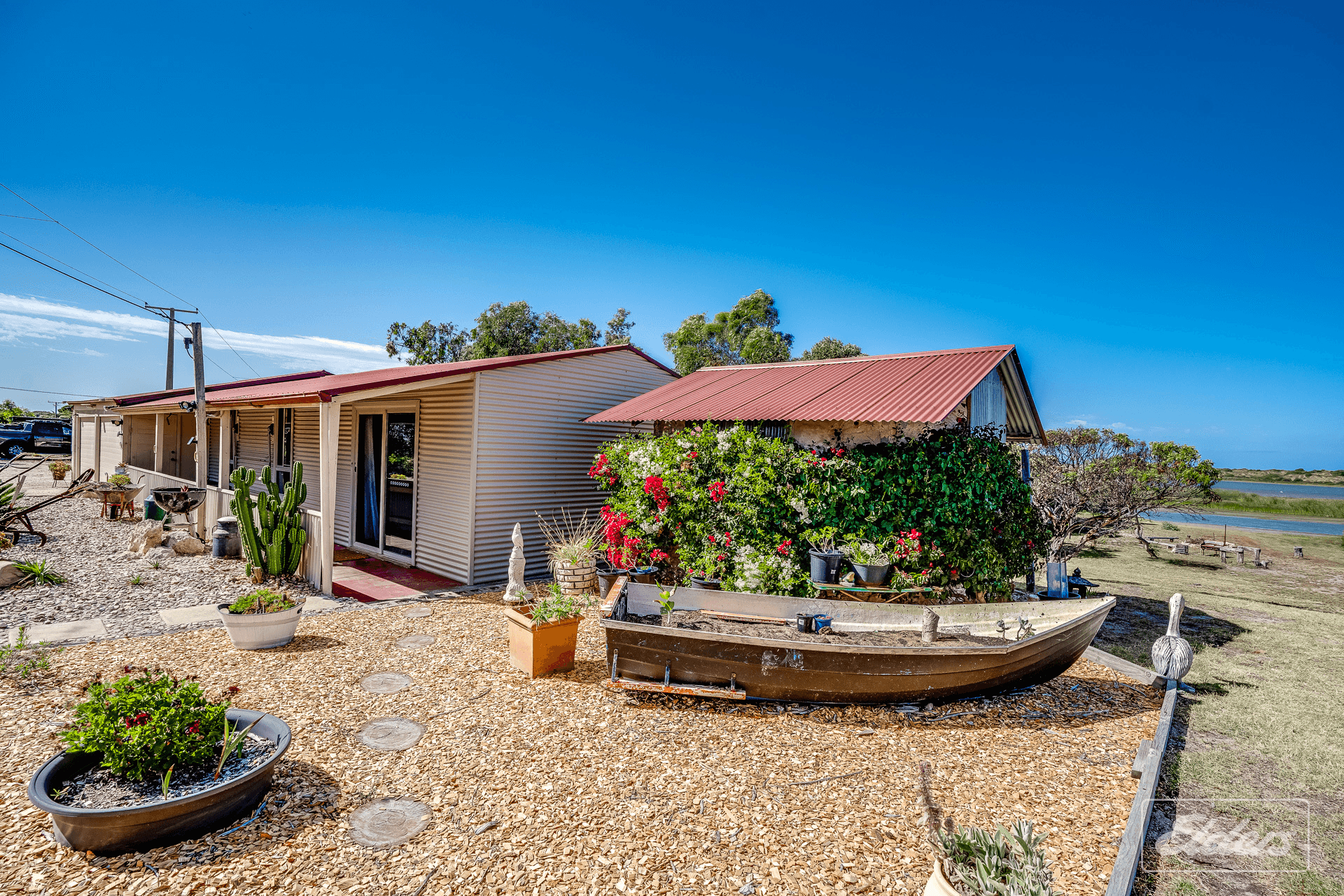 237 Bongalong Road, Hindmarsh Island, SA 5214