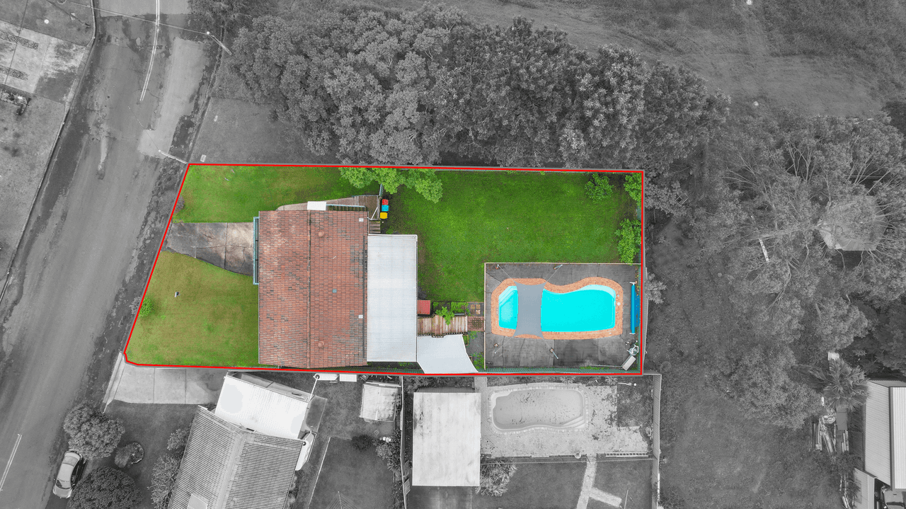 37 Bayview Crescent, TAREE, NSW 2430