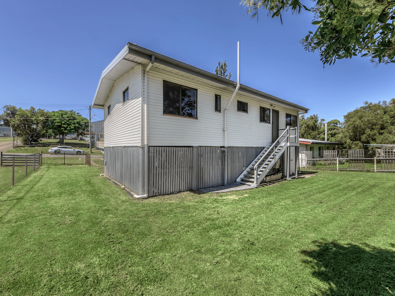 99 Darling Street W, West Ipswich, QLD 4305