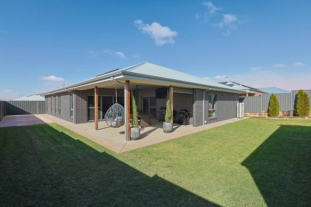23 Livingstone Drive, Gol Gol, NSW 2738