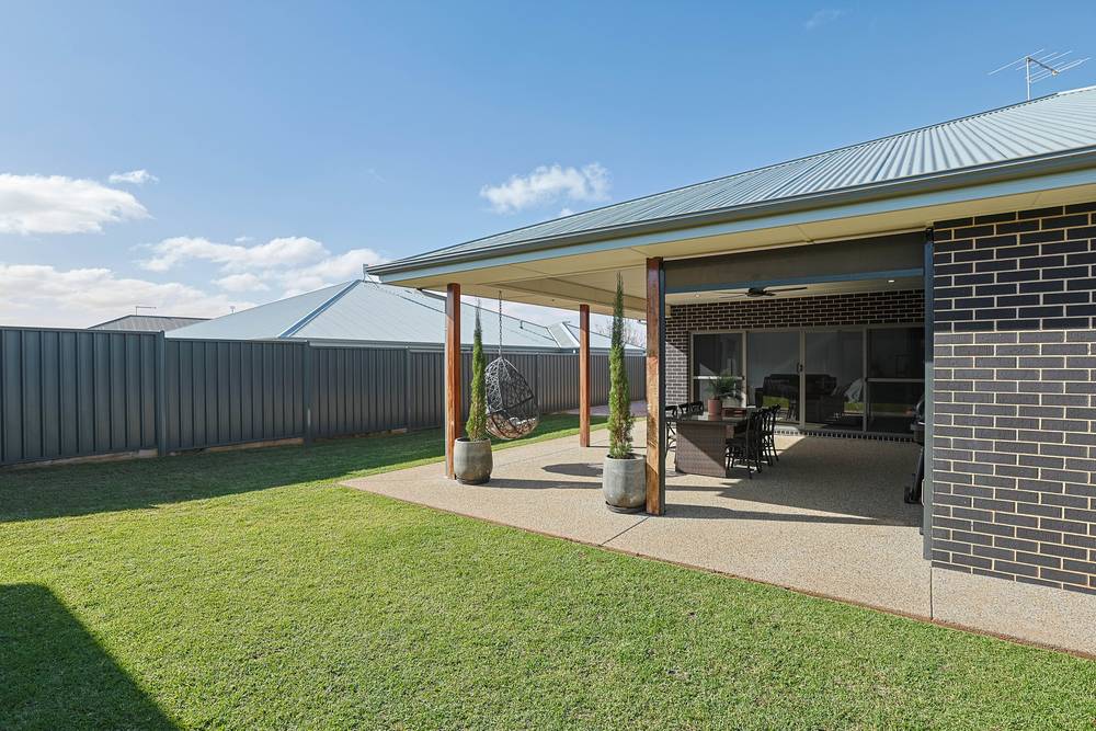 23 Livingstone Drive, Gol Gol, NSW 2738