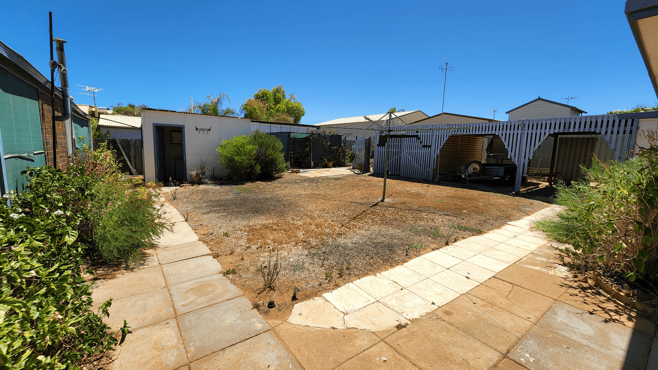 28 Richards Street, CARNARVON, WA 6701