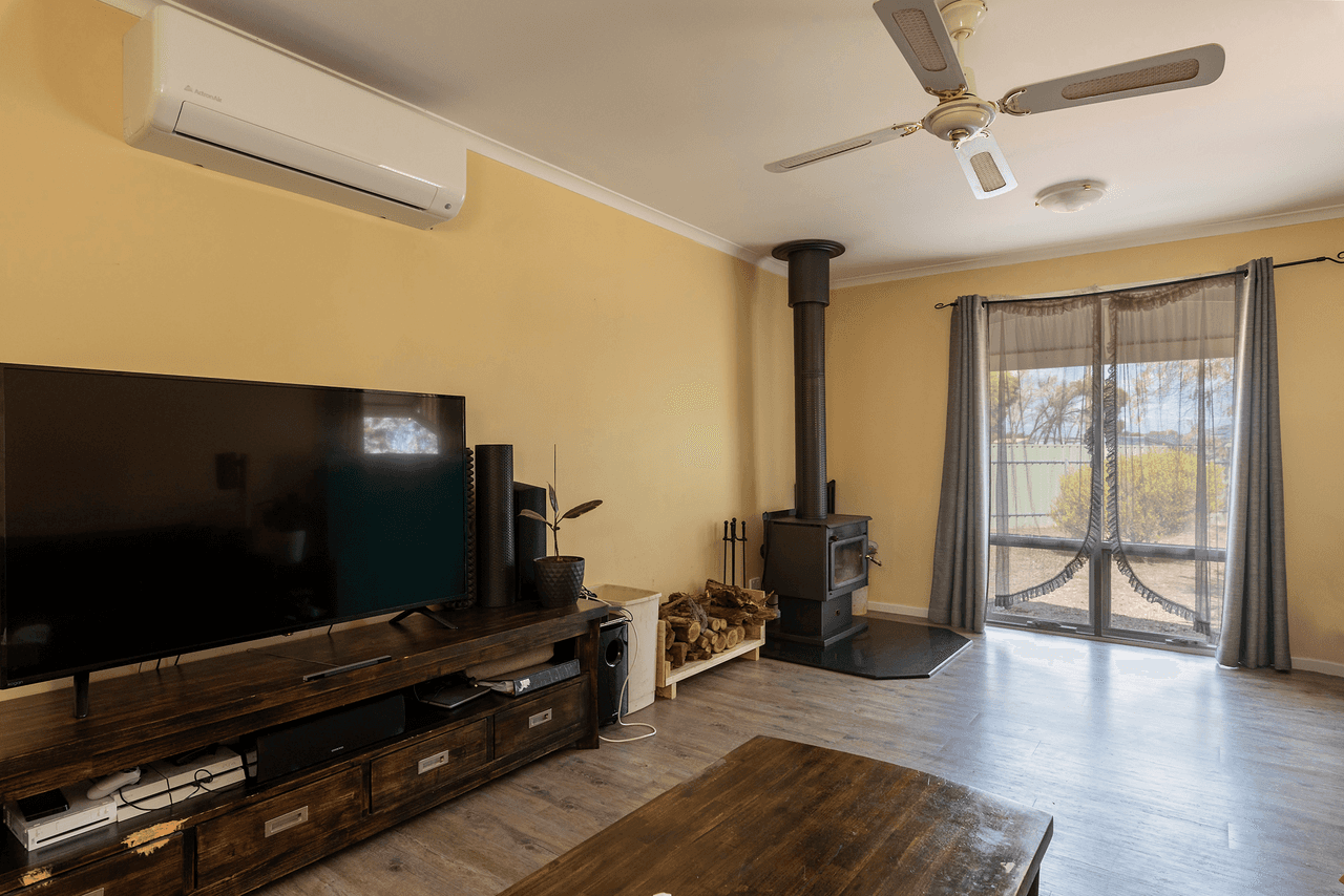 38 Julian Road, MACDONALD PARK, SA 5121