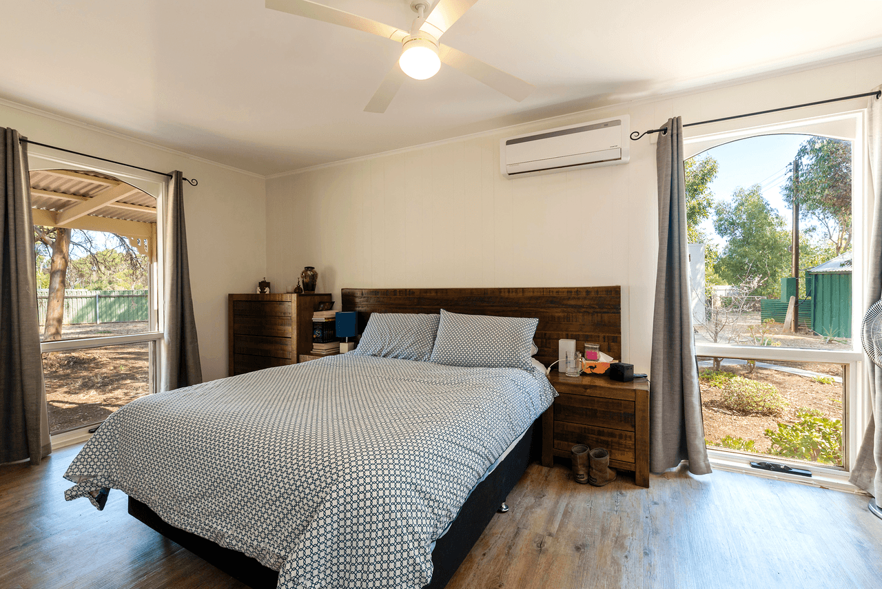 38 Julian Road, MACDONALD PARK, SA 5121