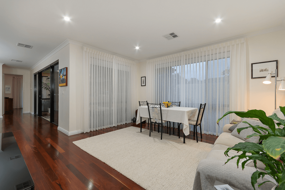 14 Birdie Grove, Yanchep, WA 6035