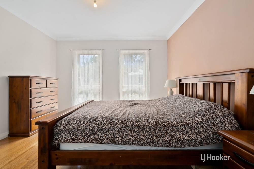 17 Broadwater Place, BLAKEVIEW, SA 5114