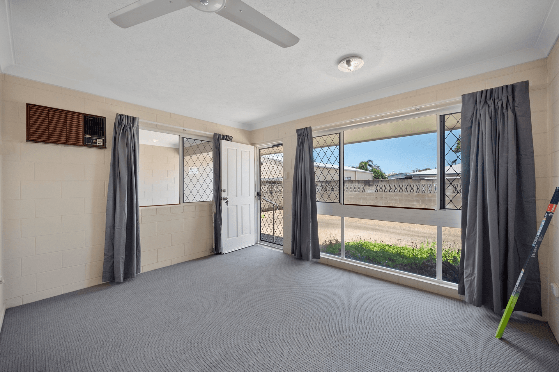 Unit 5/35 Granville St, Pimlico, QLD 4812