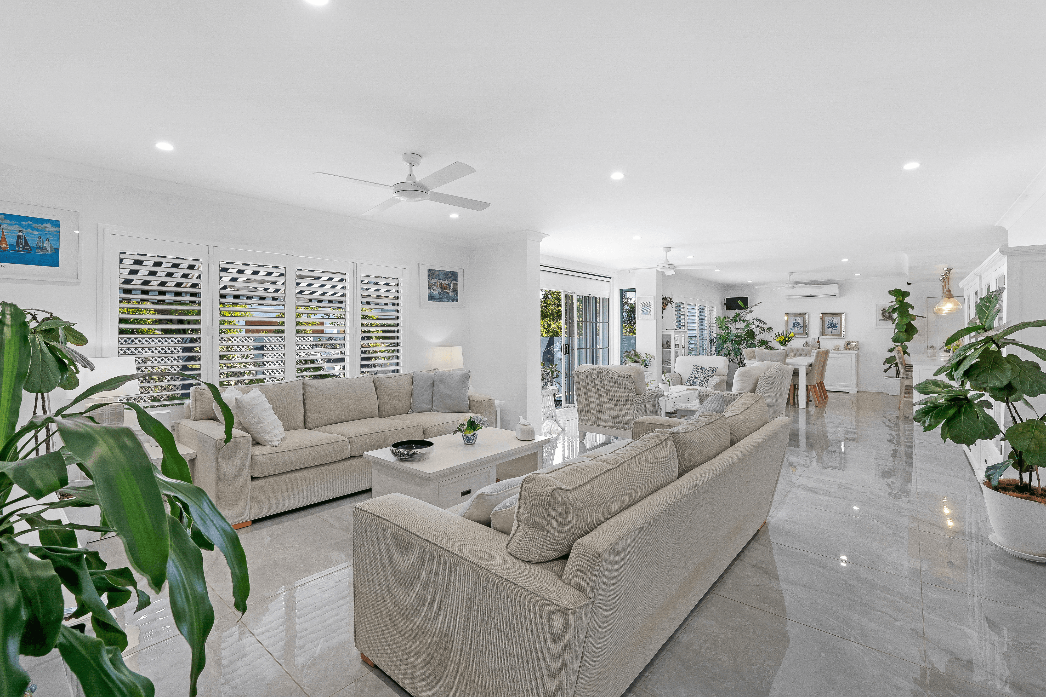 1 Catana Crescent, HOPE ISLAND, QLD 4212