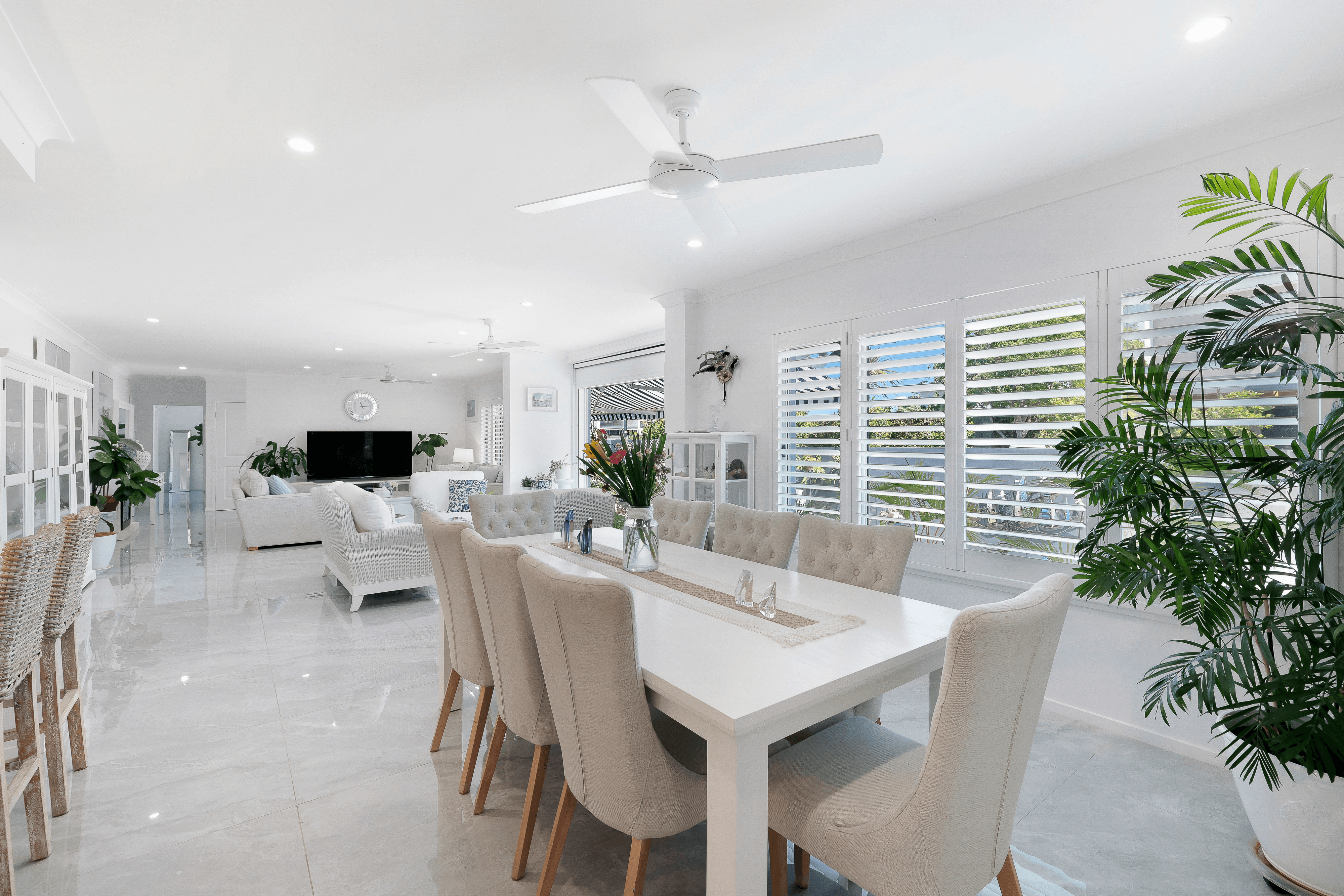 1 Catana Crescent, HOPE ISLAND, QLD 4212