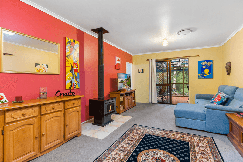 57 Treehaven Way, MALENY, QLD 4552