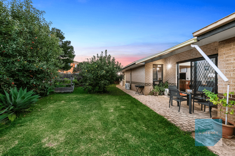 15 Ruthven Close, Hillside, VIC 3037