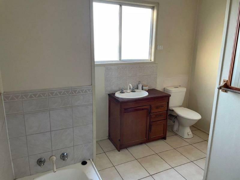 57-59 The Boulevard, Theodore, QLD 4719