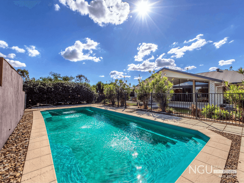 16 Ivory Close, Peak Crossing, QLD 4306