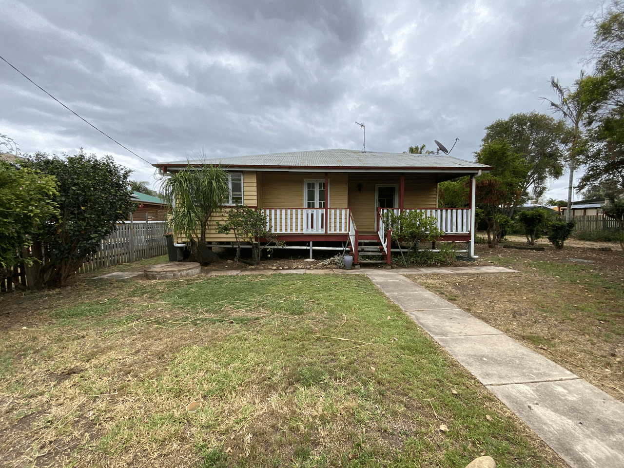 9 Dougall Street, BOROREN, QLD 4678