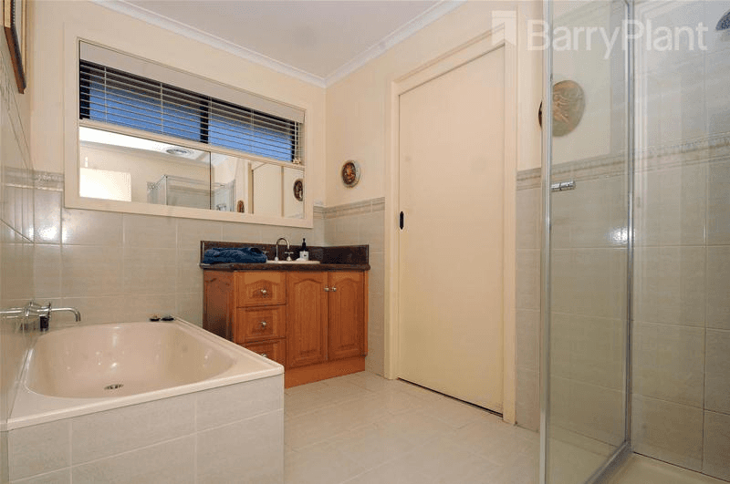 24 Francesco Drive, Dandenong North, VIC 3175