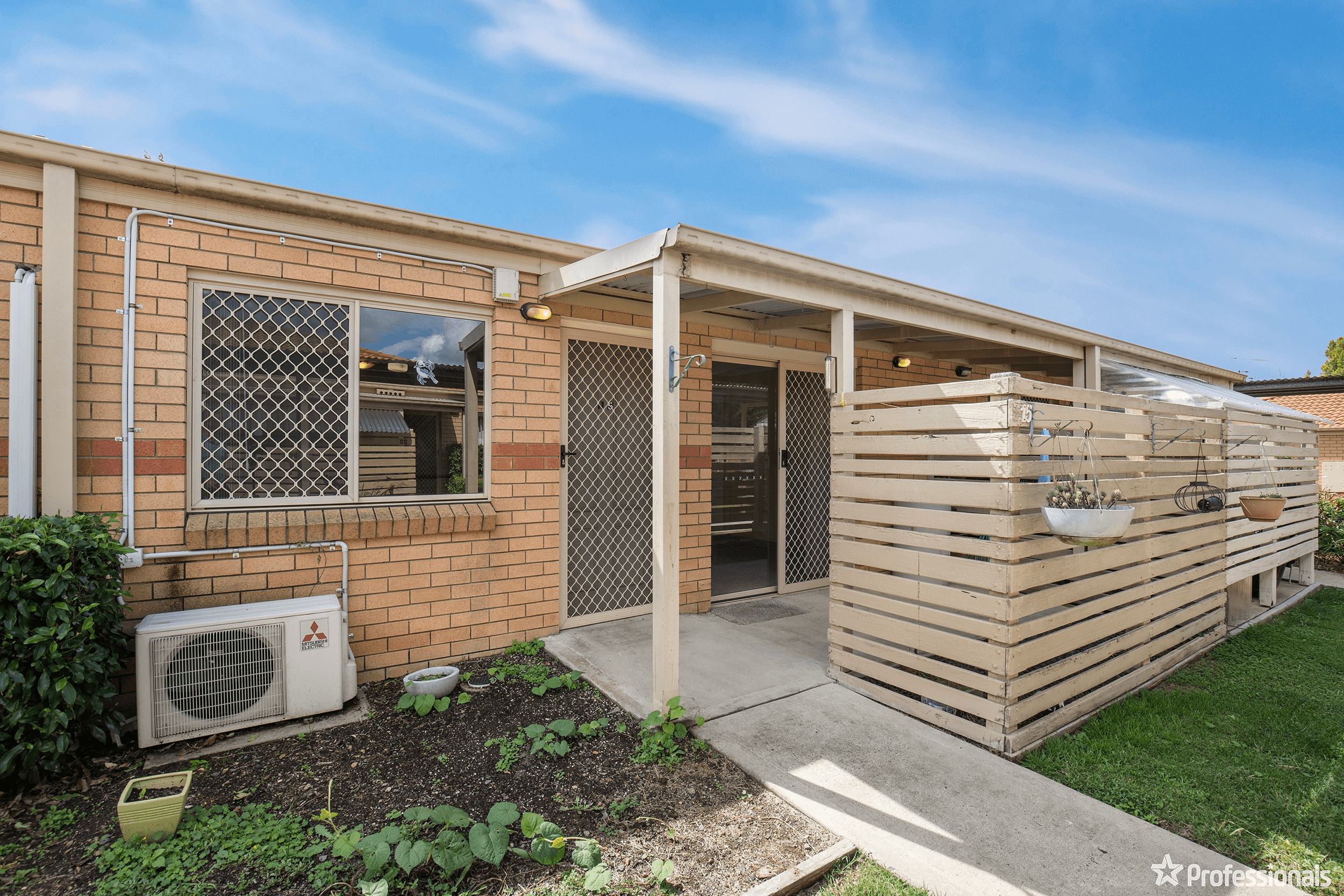 15/80-92 Queen Elizabeth Drive, Armidale, NSW 2350