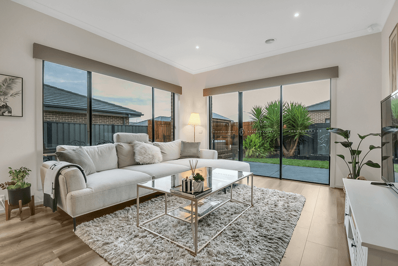 27 Baronial Way, CRAIGIEBURN, VIC 3064