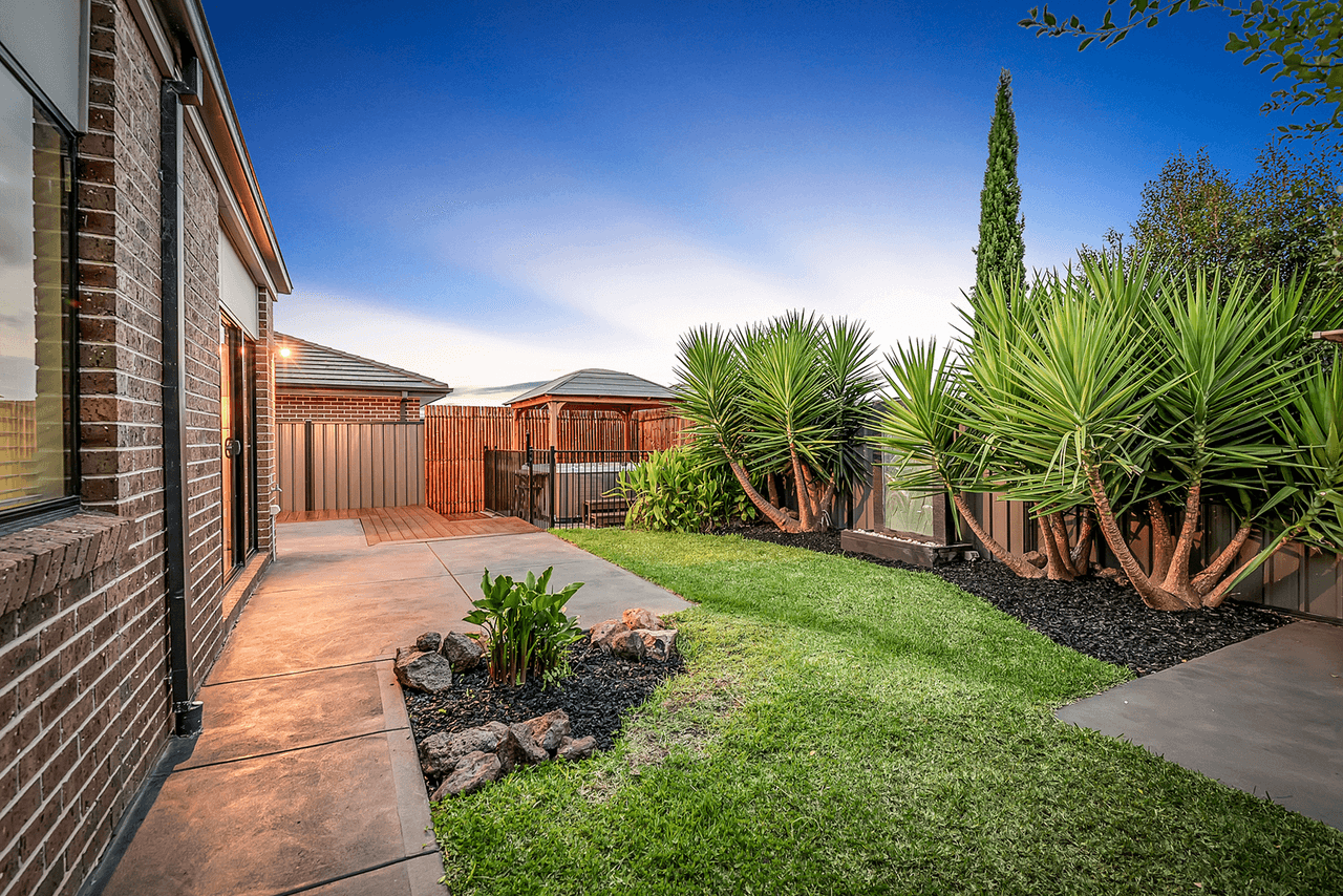 27 Baronial Way, CRAIGIEBURN, VIC 3064