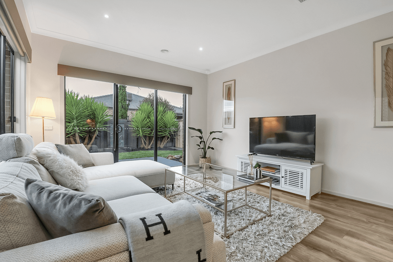 27 Baronial Way, CRAIGIEBURN, VIC 3064