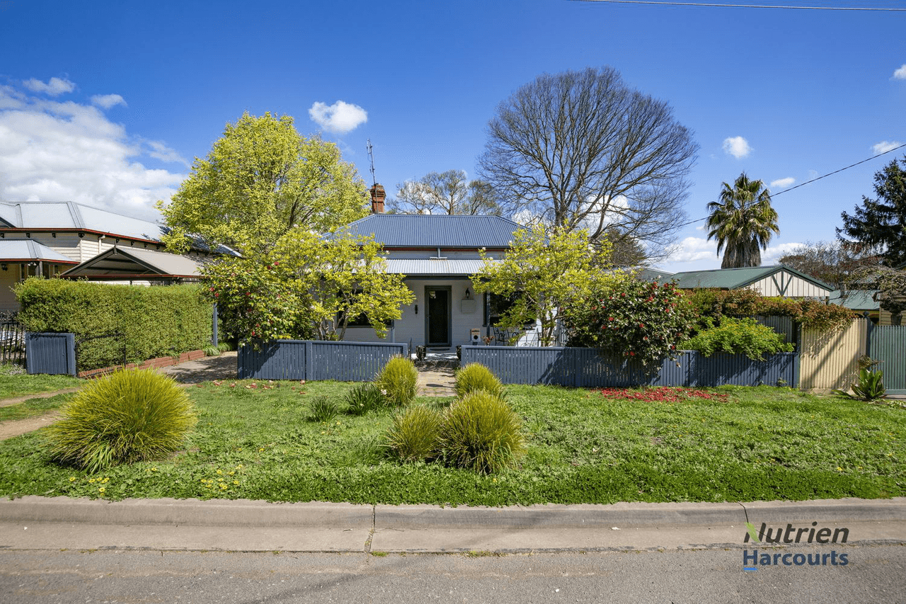 10 Raglan Street, YEA, VIC 3717