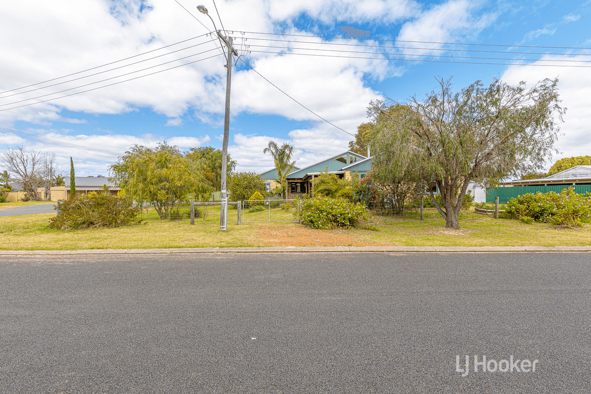 9 Busher Place, Capel, WA 6271