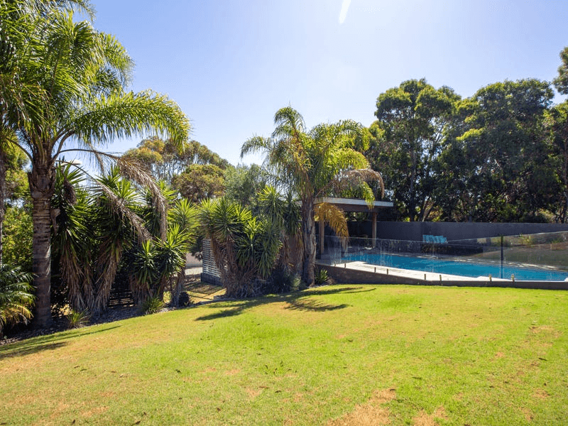 4 Sharon Marie Court, PORT LINCOLN, SA 5606