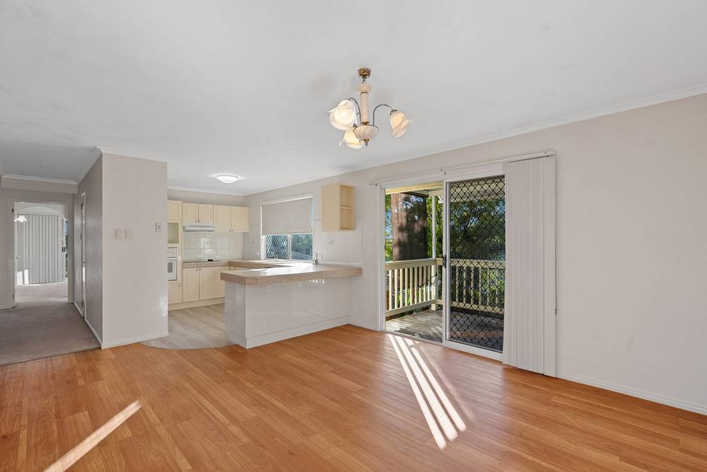 6 Elwyn Crt, SPRINGWOOD, QLD 4127