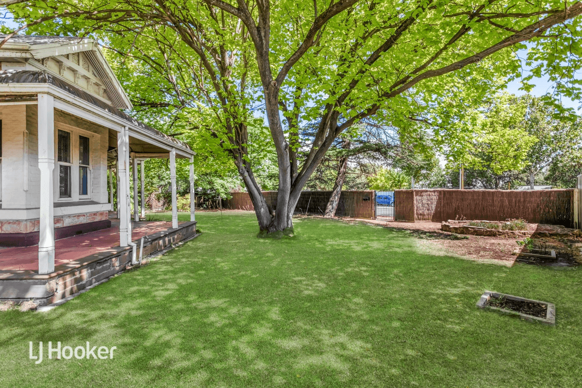 21 Cross Road, Kingswood, SA 5062