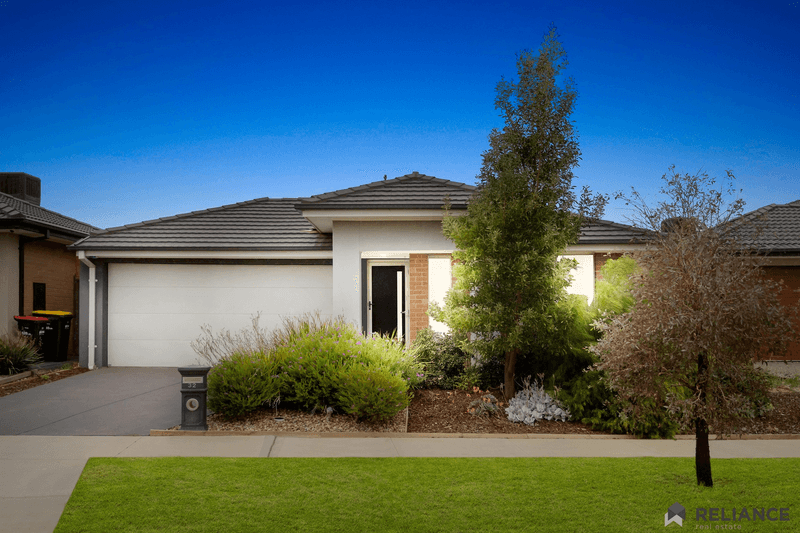 32 Riverside Concourse, Cobblebank, VIC 3338