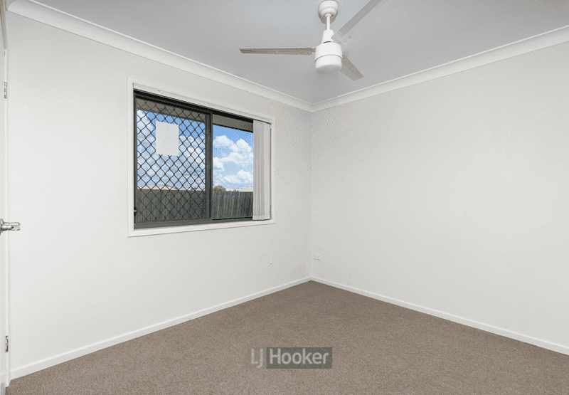 39 Nixon Drive, NORTH BOOVAL, QLD 4304