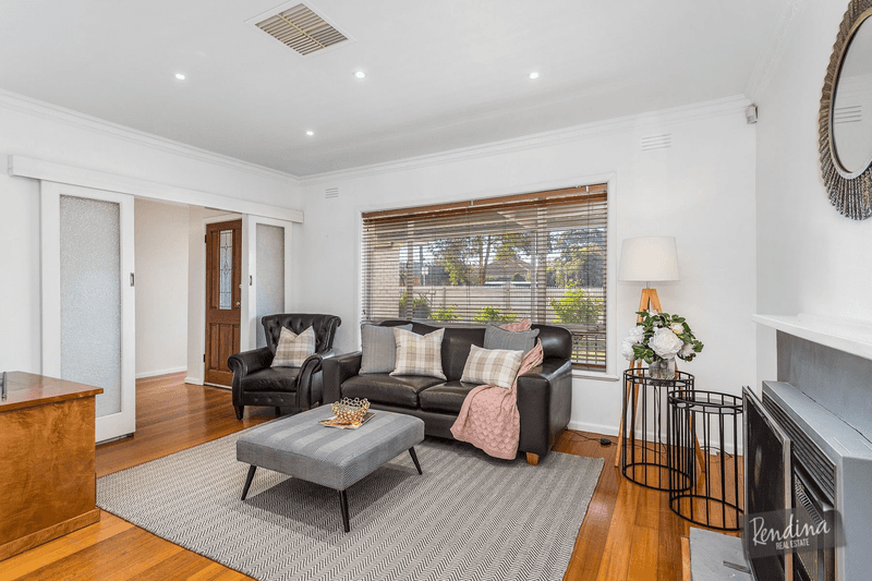 17 Woorite Place, KEILOR EAST, VIC 3033