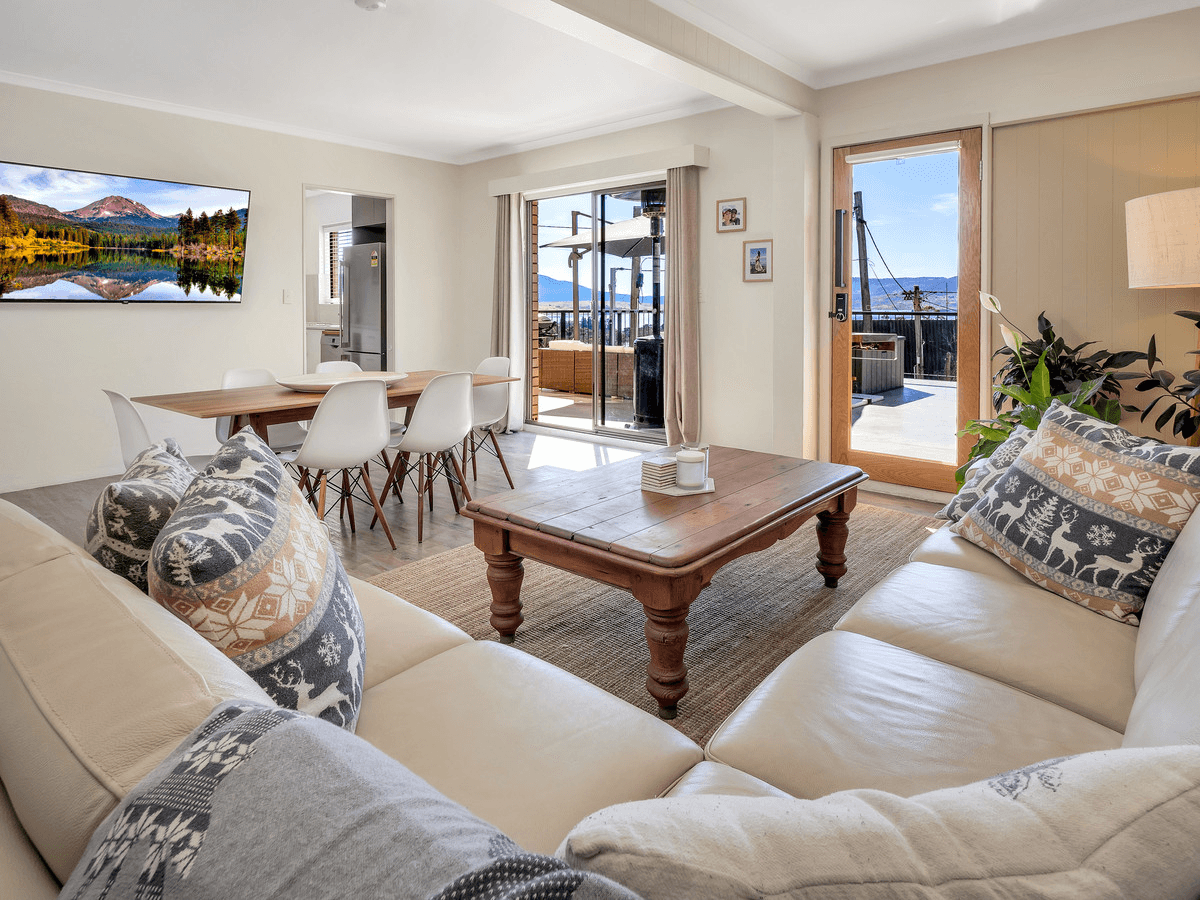 2/24 Bogong Street, Jindabyne, NSW 2627
