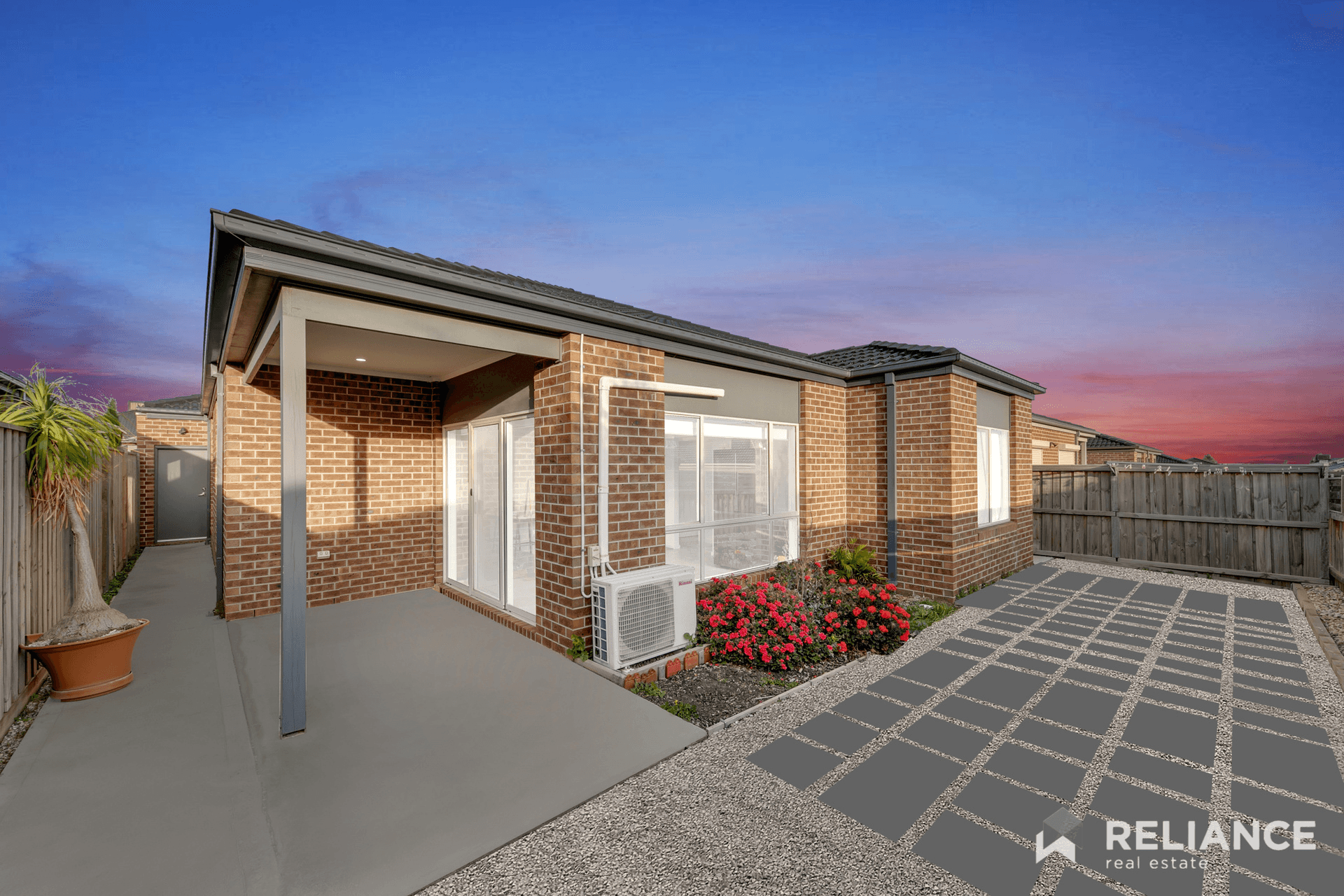 10 Easy Street, Diggers Rest, VIC 3427