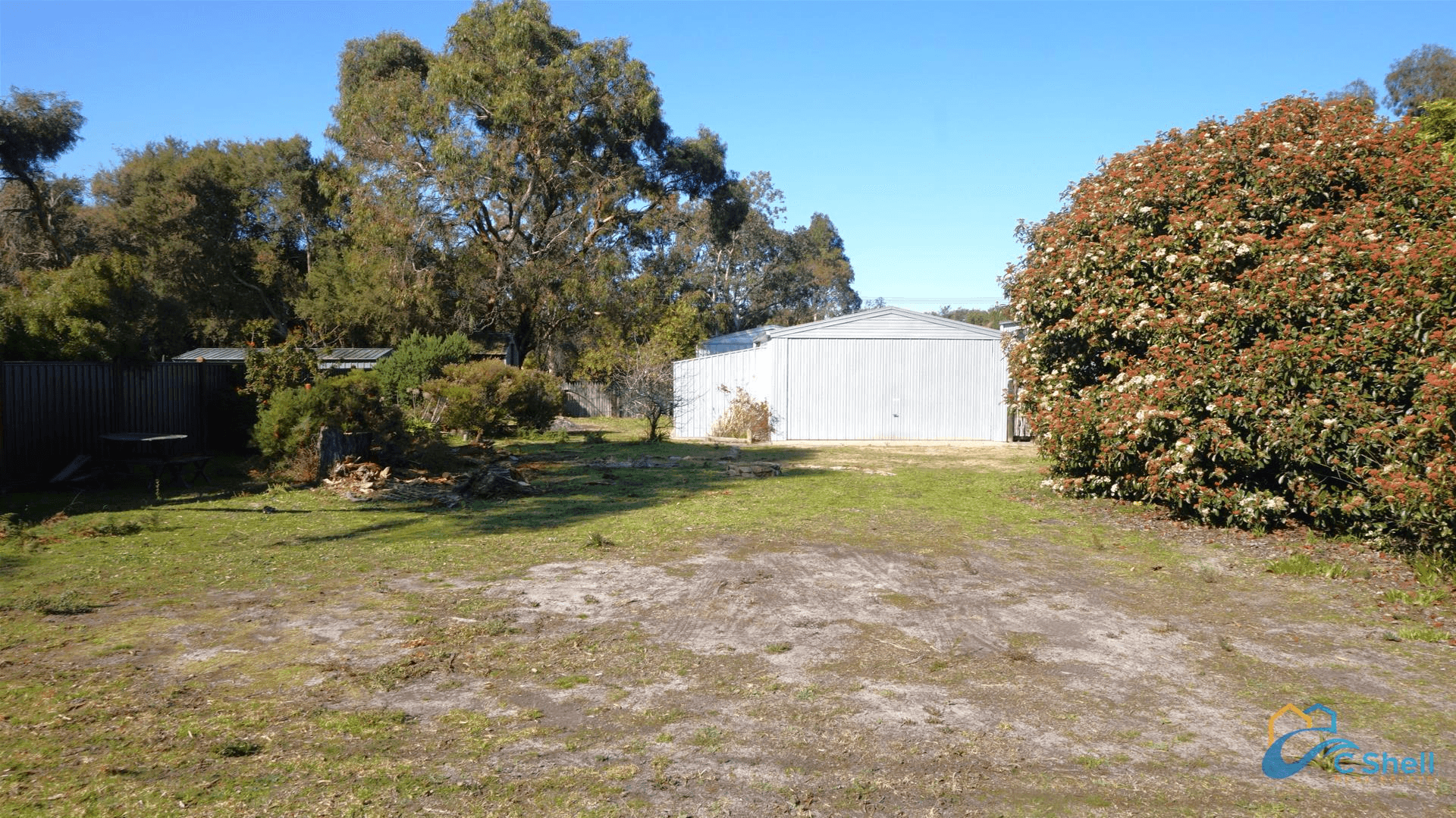 24 Kangaroo Street, Loch Sport, VIC 3851