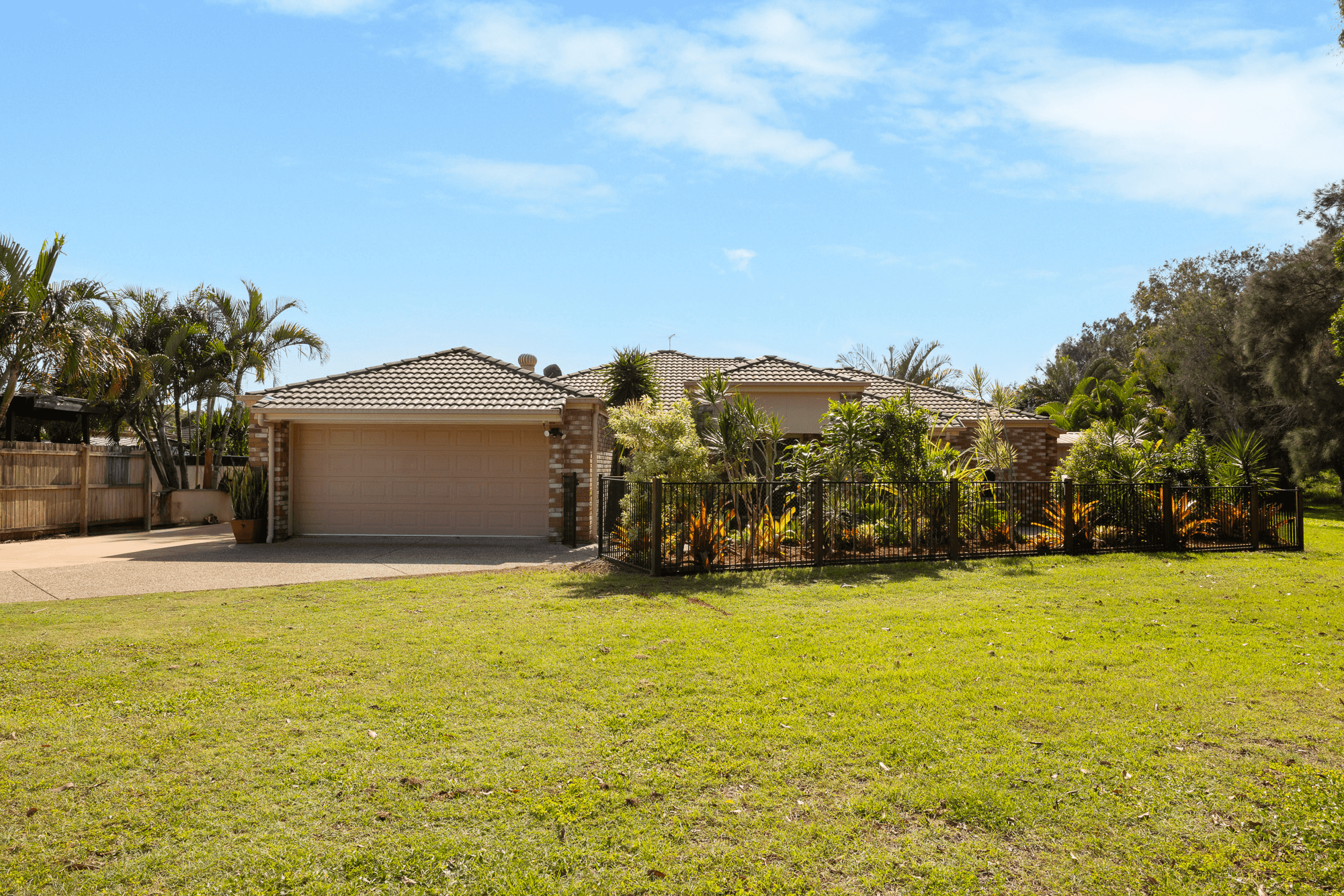 40 Gretel Drive, Beachmere, QLD 4510