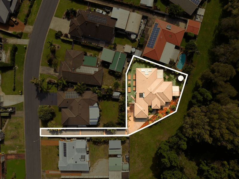 40 Gretel Drive, Beachmere, QLD 4510