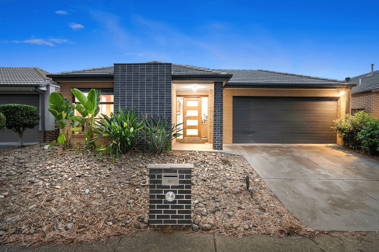 42 Huntingfield Drive, SOUTH MORANG, VIC 3752