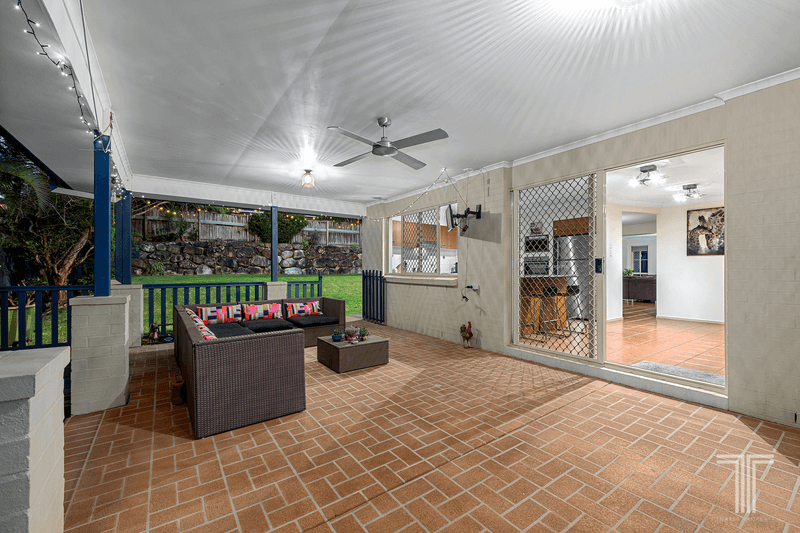 23 Bells Place, Carindale, QLD 4152