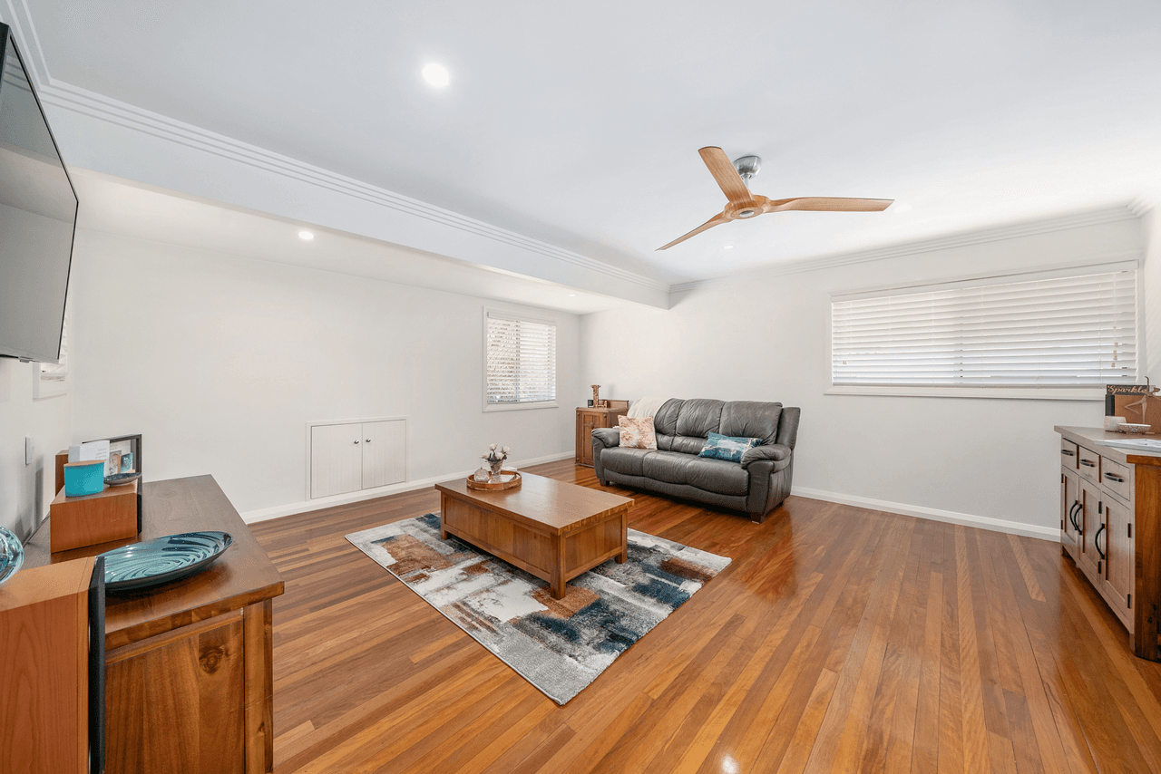 28 Porter Street, REDCLIFFE, QLD 4020