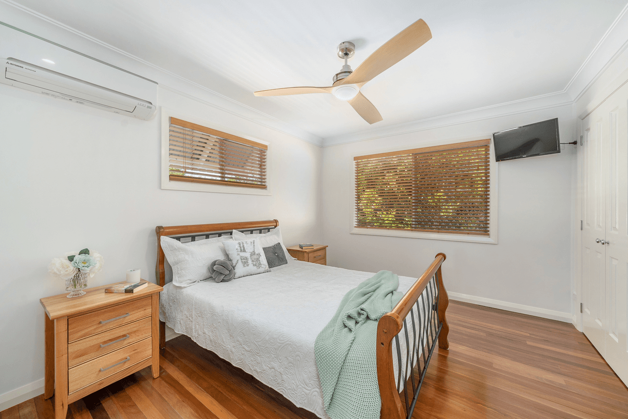 28 Porter Street, REDCLIFFE, QLD 4020