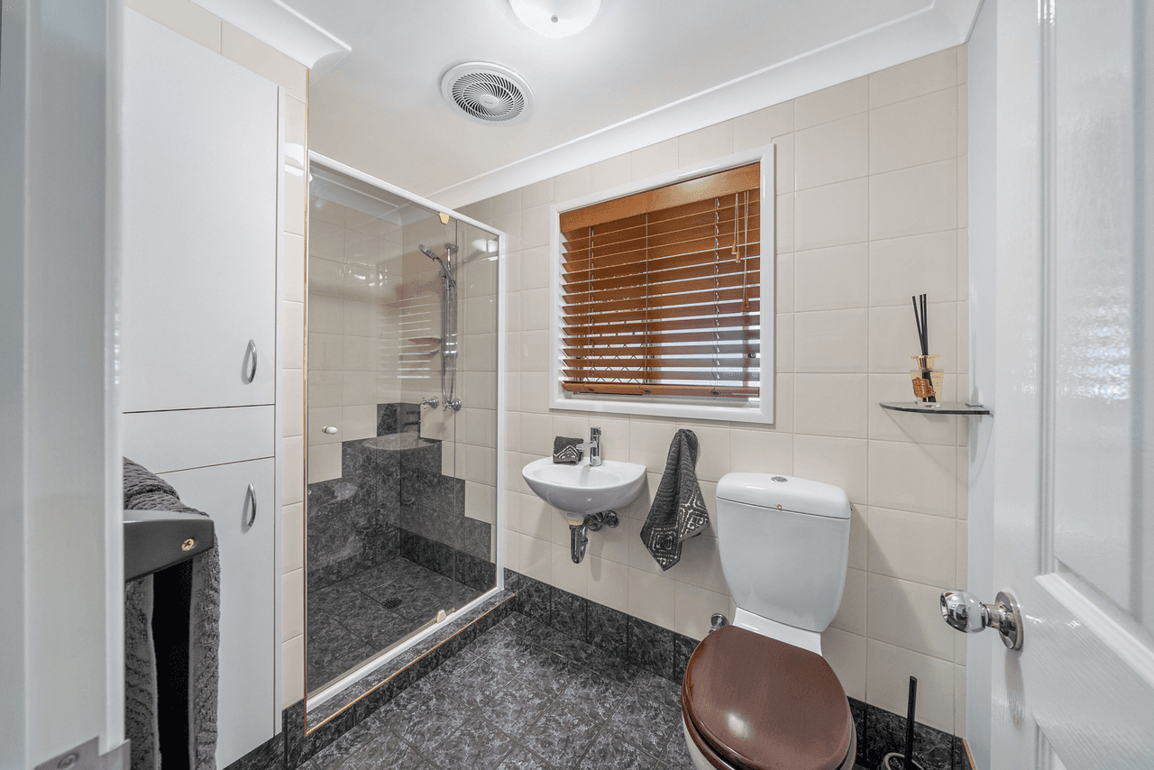 28 Porter Street, REDCLIFFE, QLD 4020