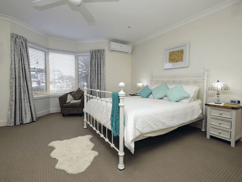 10 Sampson Avenue, HARRINGTON, NSW 2427