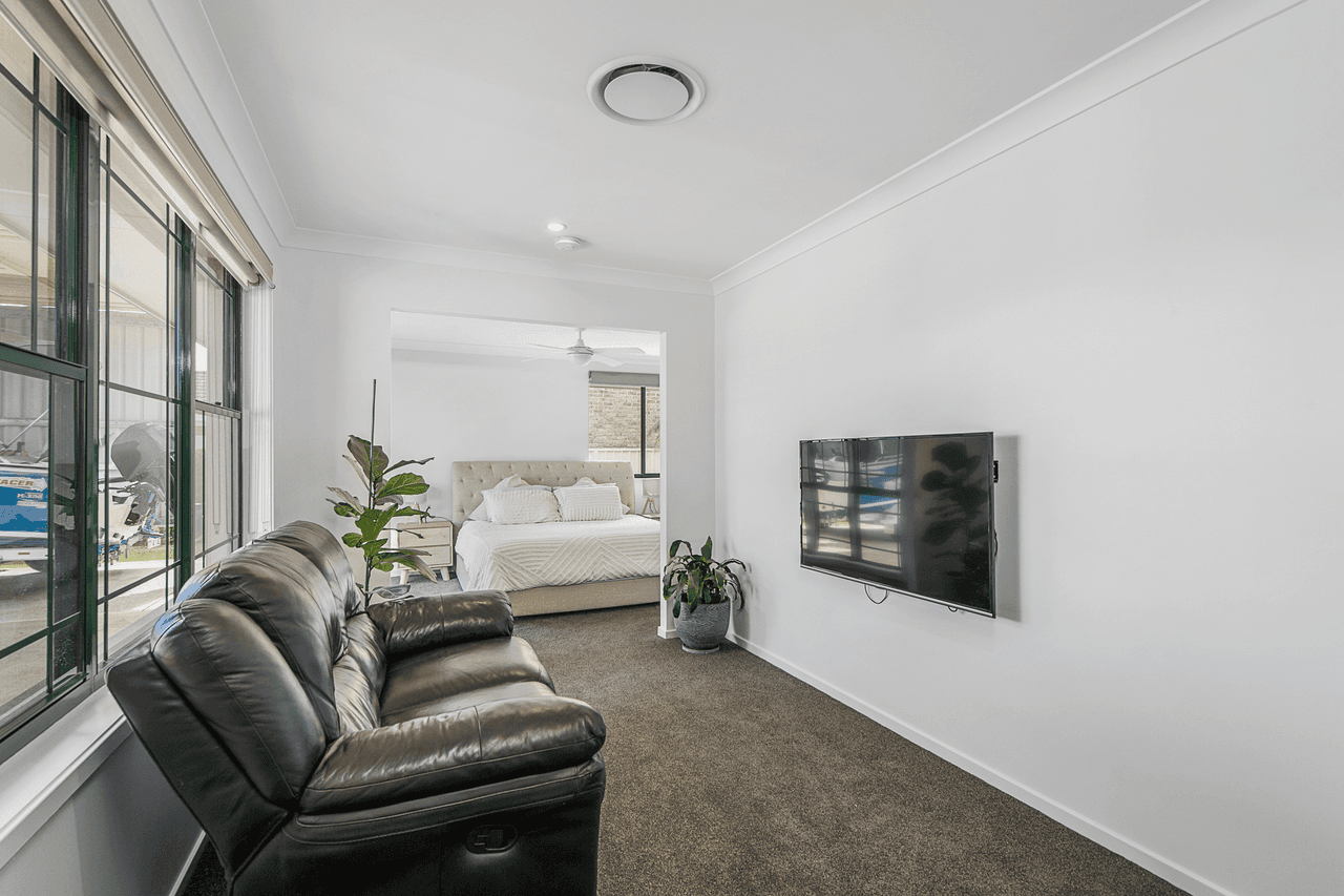 22 Greenmeadows Drive, PORT MACQUARIE, NSW 2444