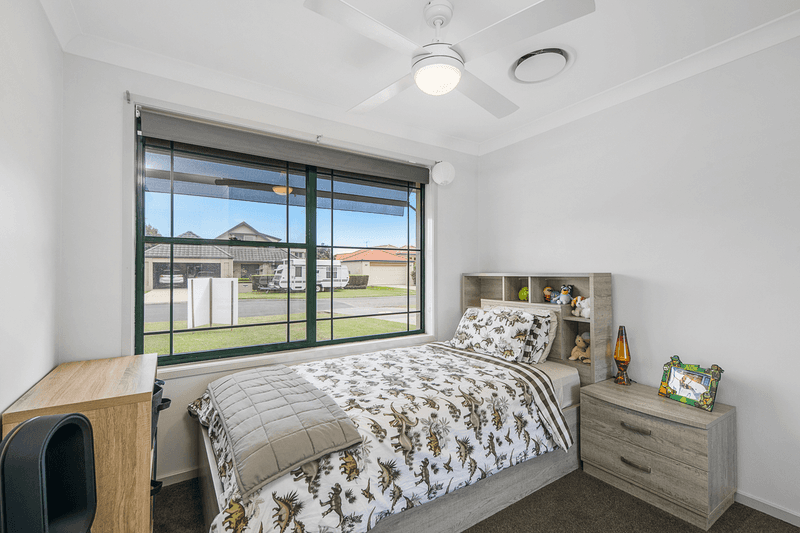 22 Greenmeadows Drive, PORT MACQUARIE, NSW 2444