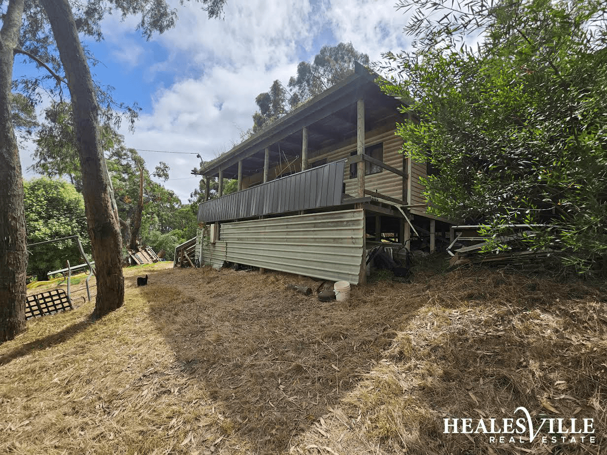 48 Lowes Road, CHUM CREEK, VIC 3777