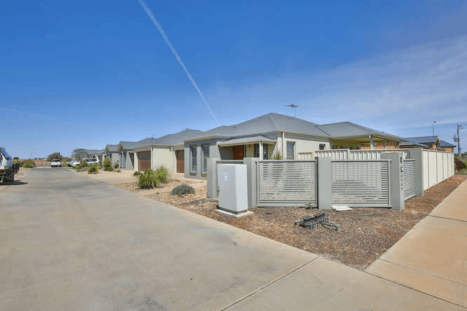 2/6 John Monash Boulevard, MILDURA, VIC 3500