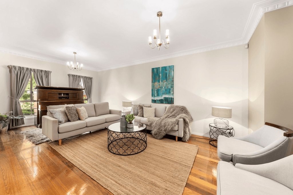 15 Sturrock Court, Mill Park, VIC 3082