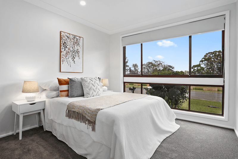 18 Arundel Park Drive, St Clair, NSW 2759