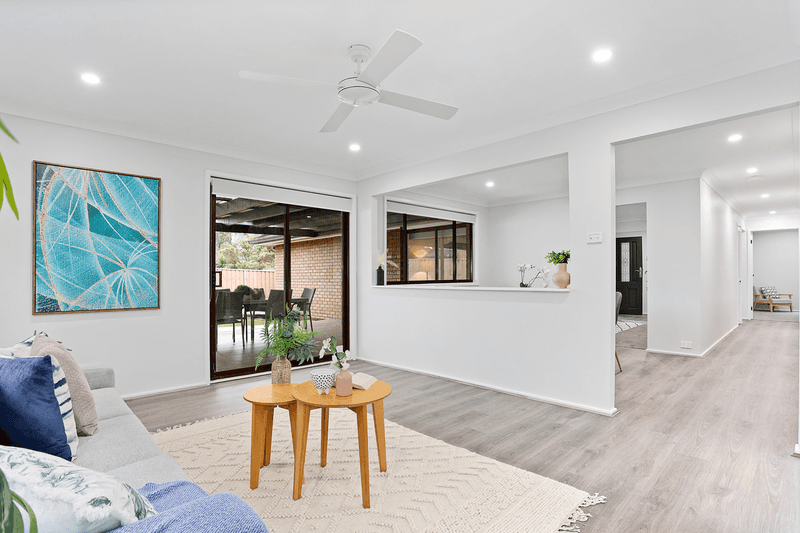 18 Arundel Park Drive, St Clair, NSW 2759